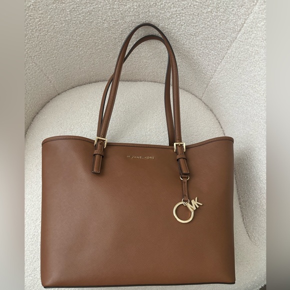 Michael Kors Tote Bag - Picture 4 of 8